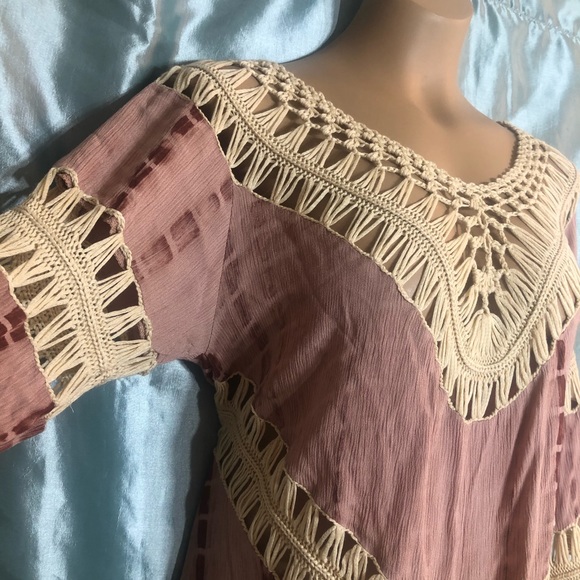 Gorgeous Umgee crochet and tie dye boho top, M - Picture 3 of 7